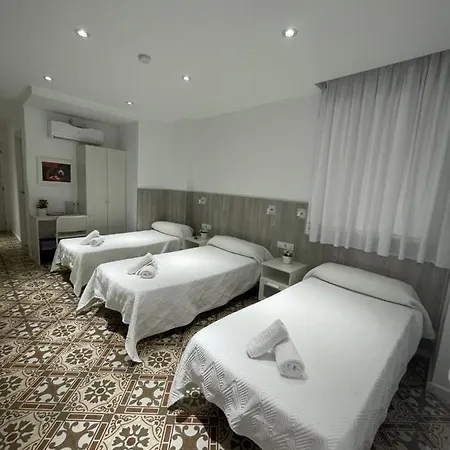 Hostal Nova Barcelona-2
